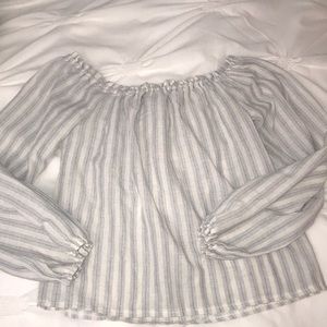 Brandy Melville Cropped Off the Shoulder